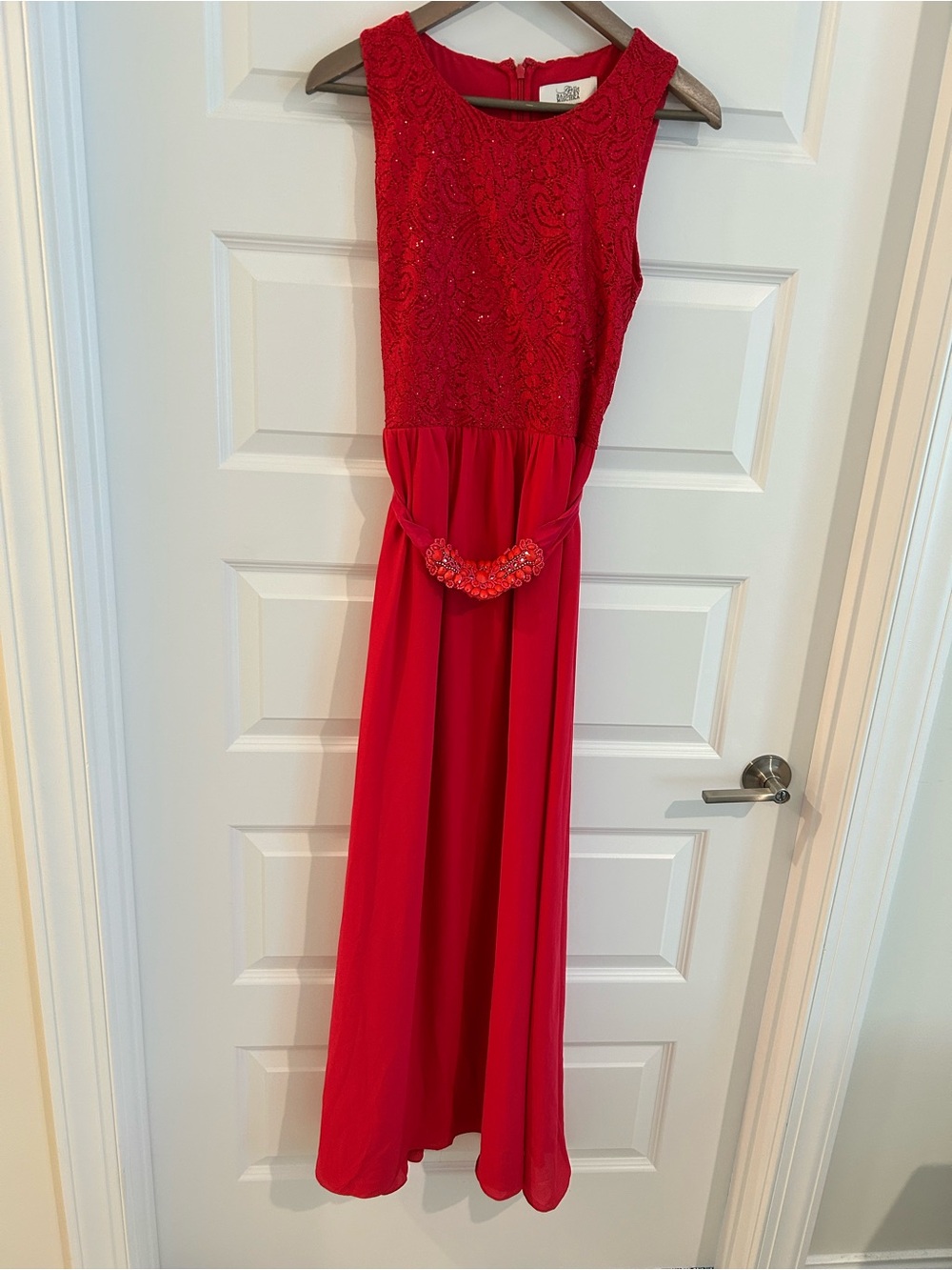 Belle Badgley Mischka Red Lace Gown Size 4